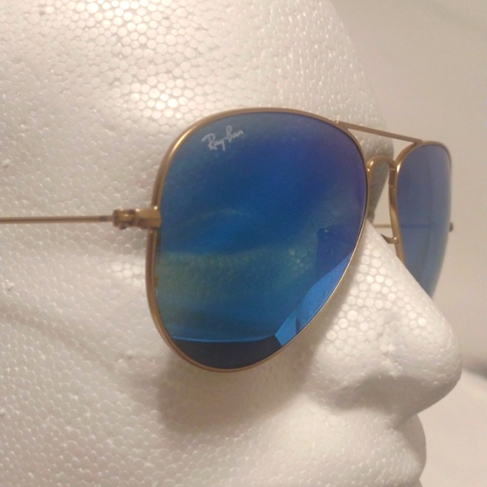 RB 3025 Large Aviator Blue Flash Mirror - Picture 2 of 6